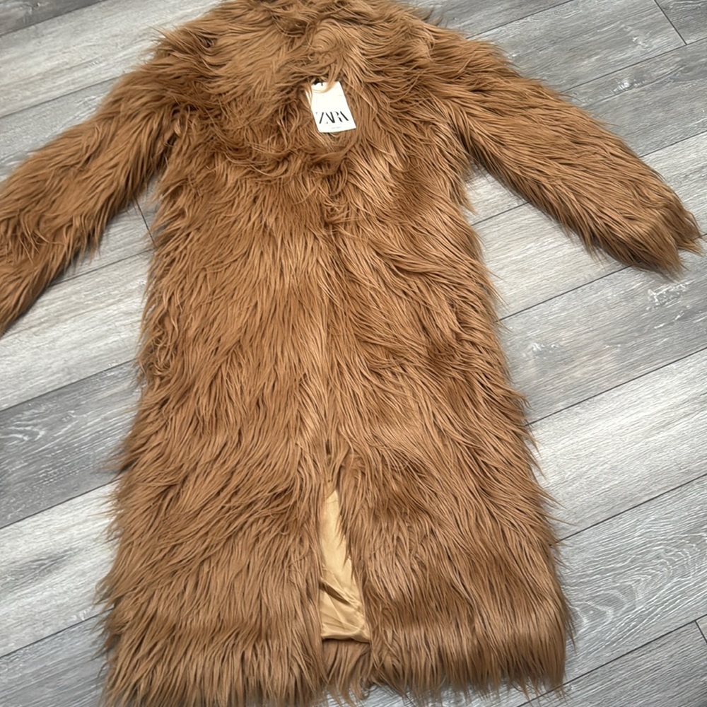 🆕 Zara Studio Faux Fur Maxi Coat – Camel Brown l Statement Coat – NWT - Picture 9 of 15